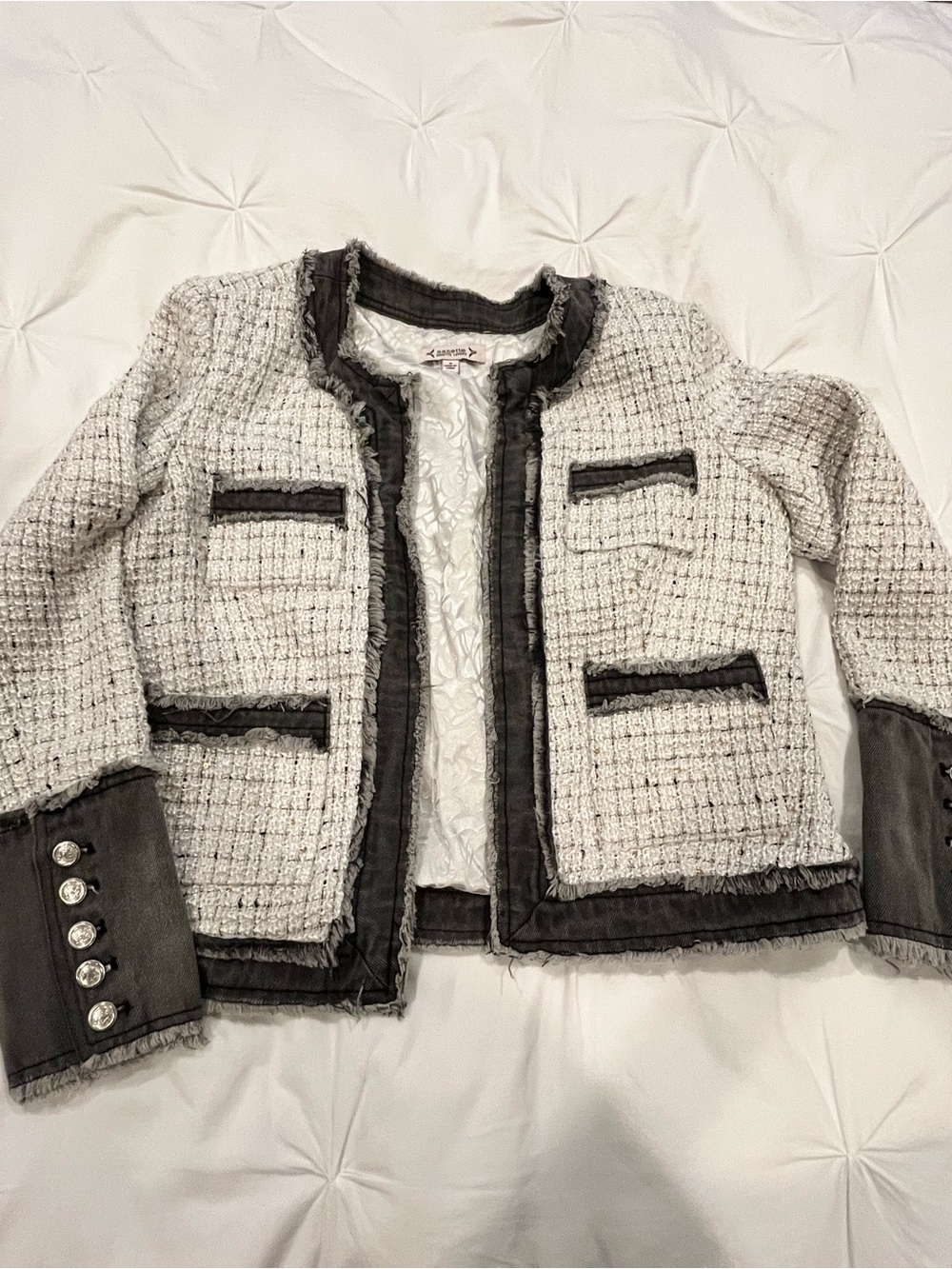 Cropped Bouclé Jacket with Contrast Trim - White/Black